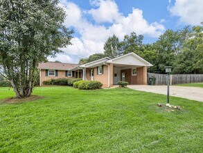 601 Wood Dr in Greer, SC - Building Photo - Building Photo