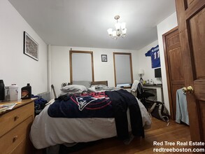 45 Litchfield St, Unit 2 in Boston, MA - Foto de edificio - Building Photo