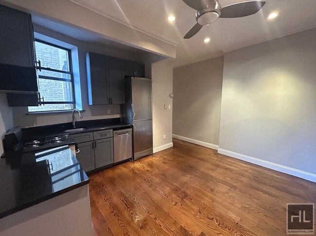 Prince Street in New York, NY - Building Photo - Building Photo