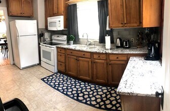 834 1st St NW in Rochester, MN - Foto de edificio - Building Photo