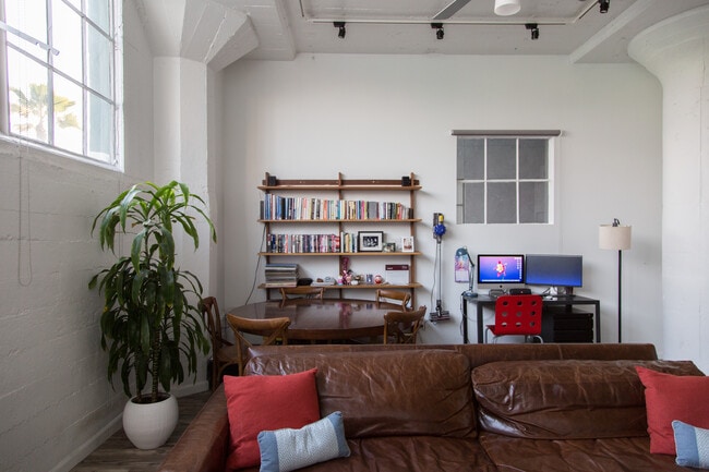 property at 420 S San Pedro St