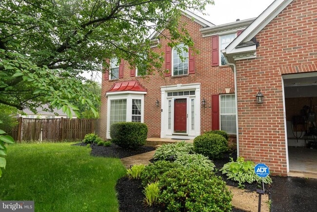 property at 6004 Glenn Station Ct