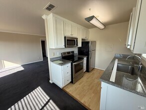 310 Spyglass Pkwy in Vallejo, CA - Building Photo - Building Photo