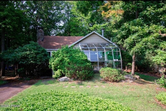 property at 46 Summit Cir