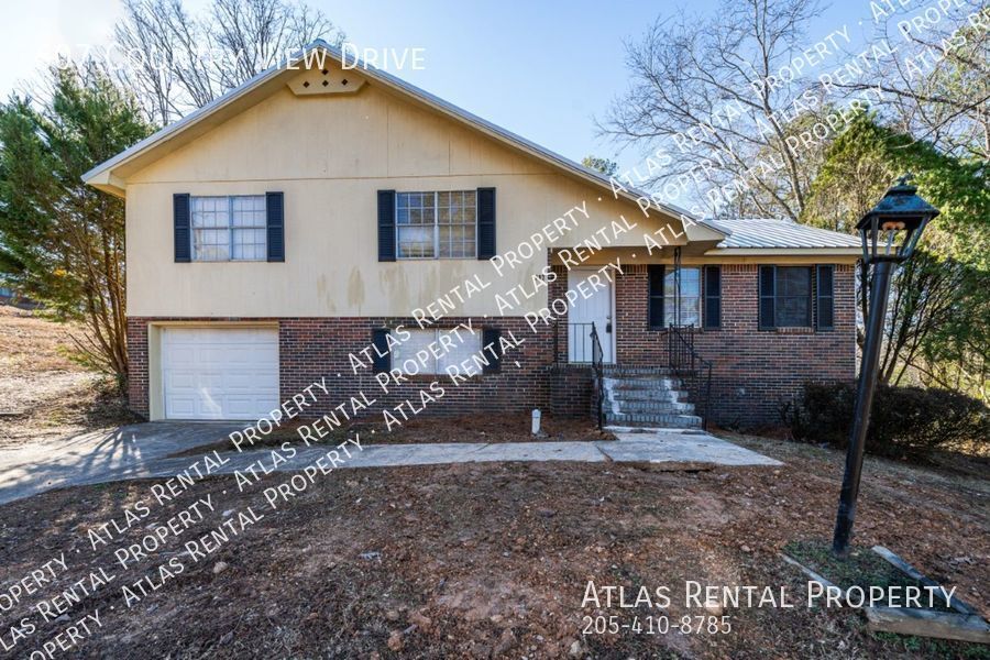 607 Country View Dr NE in Birmingham, AL - Building Photo