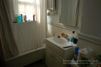 15 Glenville Ave, Unit 19 in Boston, MA - Building Photo - Building Photo