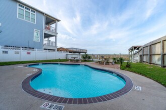 14898 Granada Dr in Corpus Christi, TX - Building Photo - Building Photo