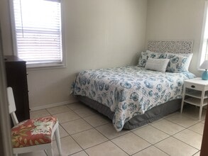 818 Mccune Ct in Gulfport, MS - Building Photo - Building Photo