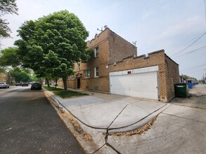 5414 W Wellington Ave in Chicago, IL - Building Photo - Building Photo