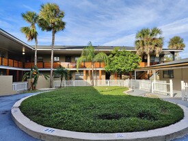 Playa Way Apartments