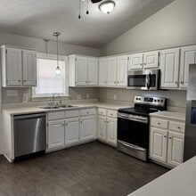 1201 Masters Ln in Greenville, NC - Building Photo - Building Photo