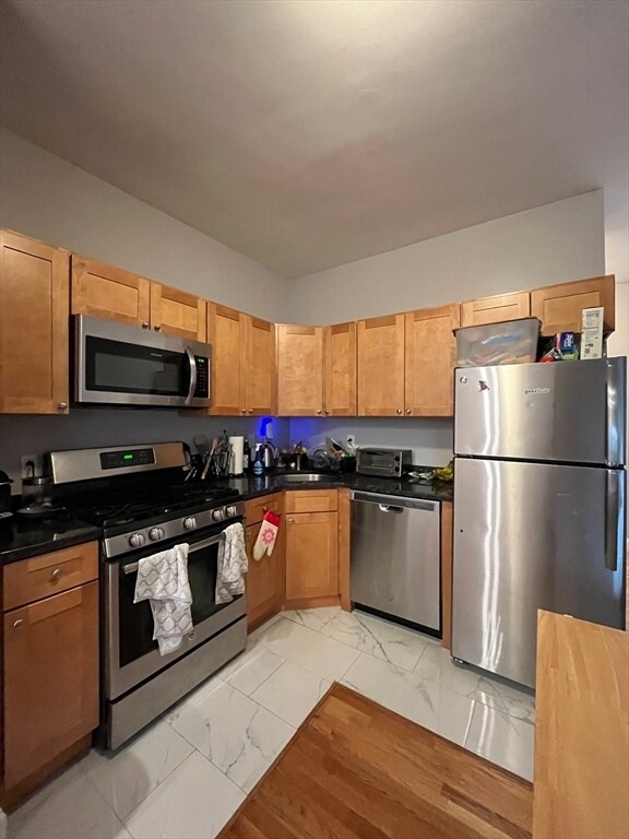property at 21 M St