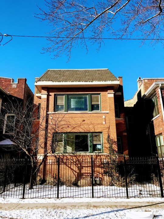 4730 N Albany Ave in Chicago, IL - Building Photo