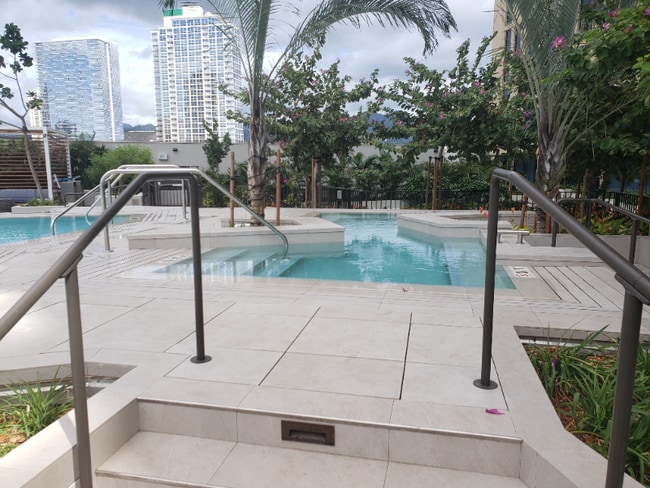 987 Queen St in Honolulu, HI - Building Photo - Building Photo