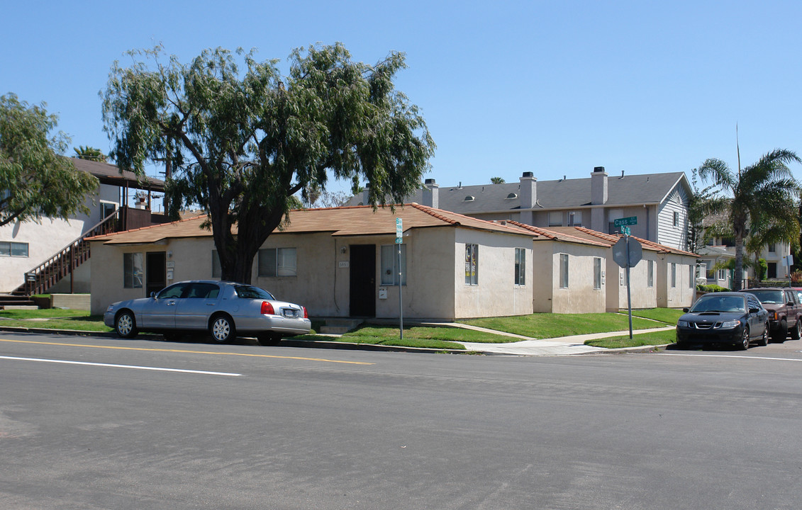 5051 Cass St in San Diego, CA - Foto de edificio