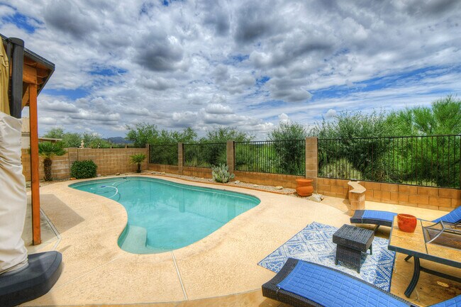 11979 N Labyrinth Dr in Oro Valley, AZ - Building Photo - Building Photo
