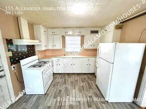 157 Alexander Hamilton Dr in San Antonio, TX - Building Photo - Building Photo