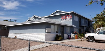 1725 Stewart Ave in Las Vegas, NV - Building Photo - Other