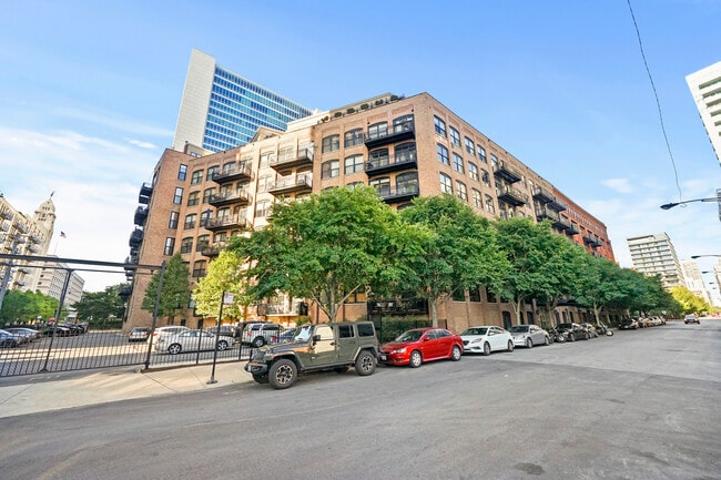property at 520 W Huron St