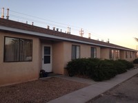 483 Vancouver Rd SE in Rio Rancho, NM - Foto de edificio - Building Photo