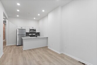 2819 W Oxford St in Philadelphia, PA - Building Photo - Building Photo