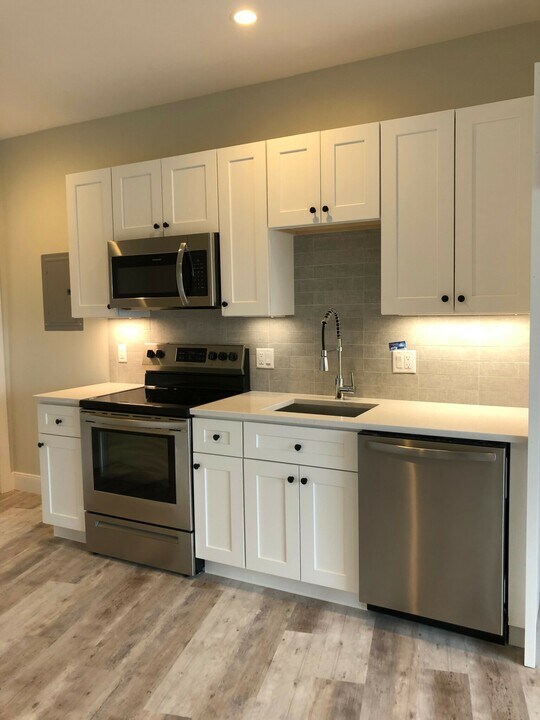 1455 Tremont St, Unit 409 in Boston, MA - Building Photo