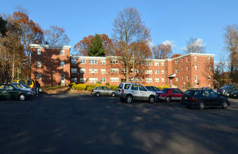 Brendan Towers in New Haven, CT - Building Photo - Building Photo