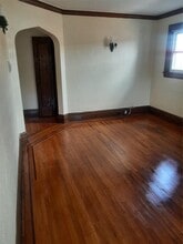 118-40 222nd St in Queens, NY - Foto de edificio - Building Photo