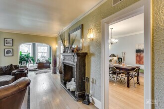 2717 W Argyle St in Chicago, IL - Building Photo - Building Photo
