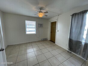 3226 S Atlantic Ave in Daytona Beach, FL - Building Photo - Building Photo