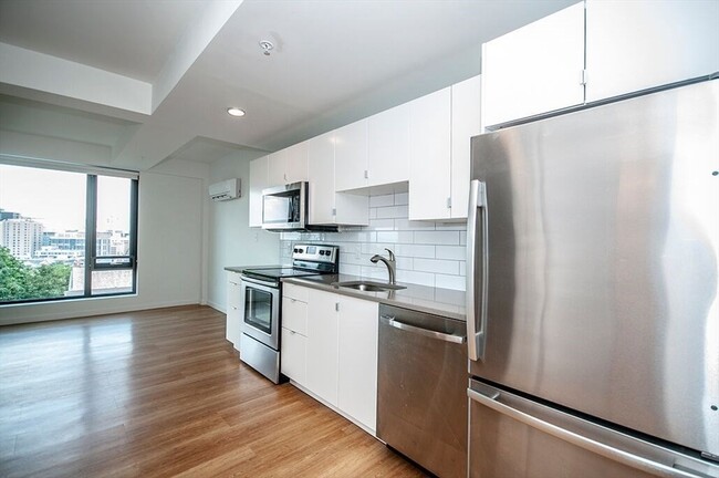 70 Parker Hill Ave in Boston, MA - Building Photo - Building Photo