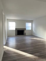 4900 Central Dr in Stone Mountain, GA - Building Photo