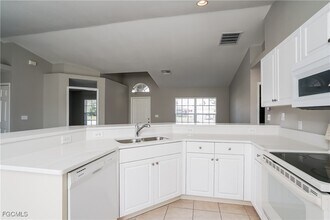 1922 NW 14th Terrace in Cape Coral, FL - Building Photo - Building Photo