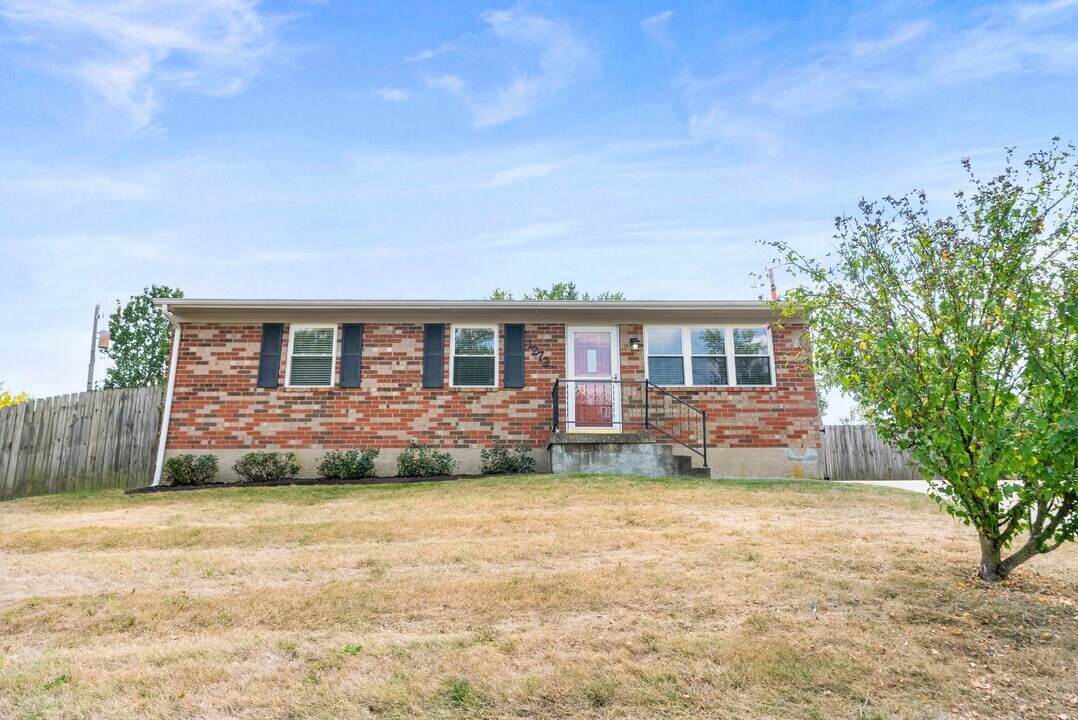 1272 Golden Gate Park in Lexington, KY - Building Photo