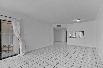 12915 SW 88th Terrace in Miami, FL - Building Photo - Building Photo