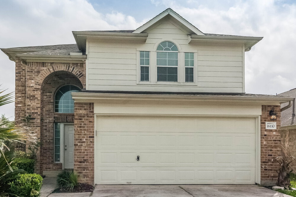 16110 Marcelia Dr in Houston, TX - Building Photo