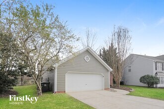 7514 Lullwater Cove in Huntersville, NC - Building Photo - Building Photo