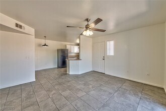 3957 Rebecca Raiter Ave in Las Vegas, NV - Building Photo - Building Photo