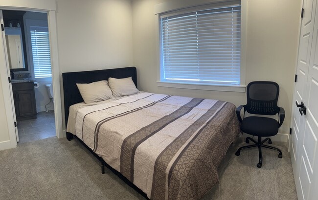 property at 184 Galena Smt Dr