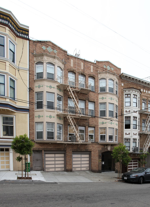 1539 Greenwich St in San Francisco, CA - Building Photo