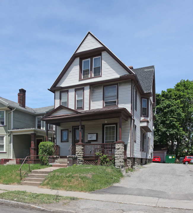 338 University Ave in Rochester, NY - Foto de edificio