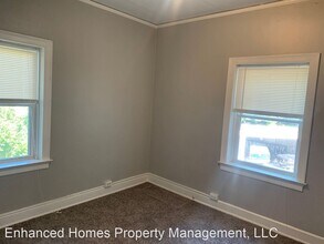 2028 7th Ave in Moline, IL - Building Photo - Building Photo