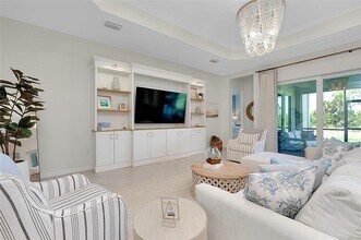 17525 Jadestone Ct in Venice, FL - Building Photo - Building Photo