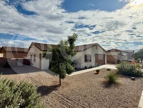 640 S Harry P Stagg Dr in Corona De Tucson, AZ - Building Photo - Building Photo