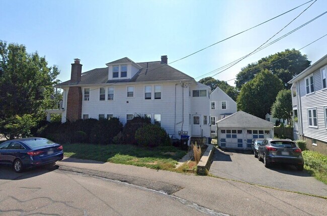 89-91-91 Thacher St in Milton, MA - Building Photo - Building Photo