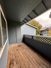 115-Wintercrest Apartments in McMinnville, OR - Building Photo - Interior Photo