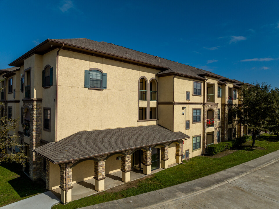 The Life at Sterling Woods in Houston, TX - Foto de edificio