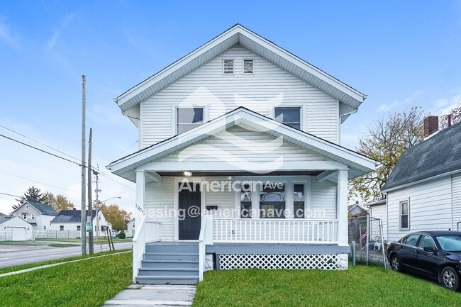 property at 1001 W 20th St