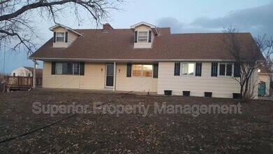 950 County Rd 2E in Berthoud, CO - Building Photo - Building Photo