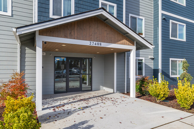 Pacific Pines in Stanwood, WA - Foto de edificio - Building Photo